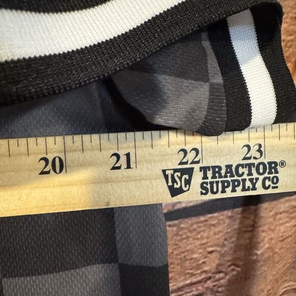 AC/DC High Voltage Checkerboard M Soccer Jersey Mens Graphic Tee Band Rock Shirt - Picture 6 of 6